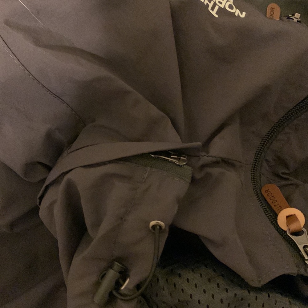 North face jacket - Picture 6 of 7